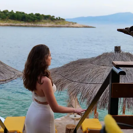 Hotel Nili Deluxe Saranda